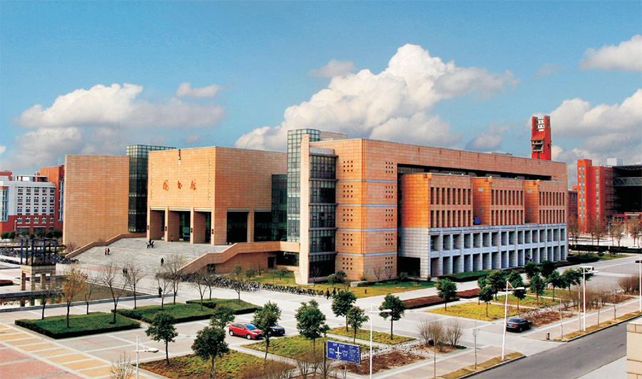  郑州大学新校区中心图书馆